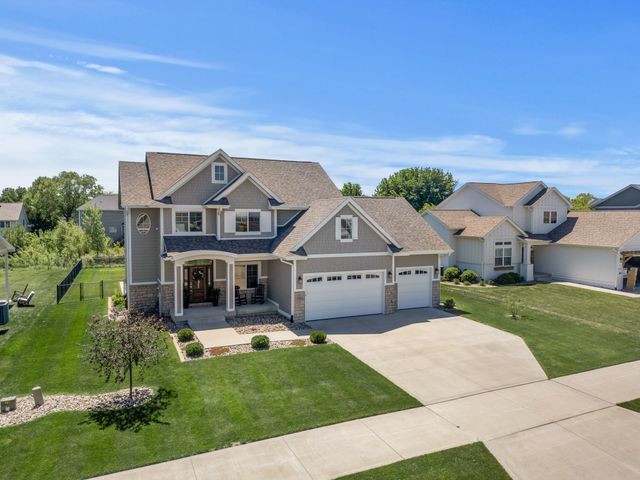 403 NW Reinhart Drive, Ankeny, IA 50023
