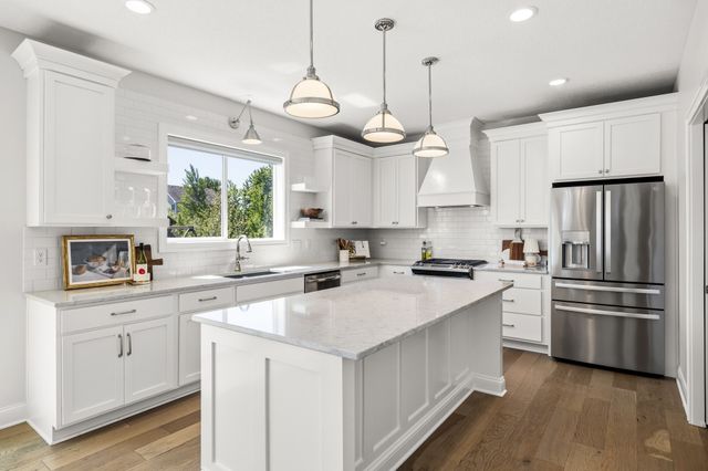 403 NW Reinhart Drive, Ankeny, IA 50023