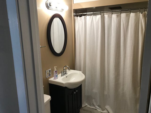 443 DesPlaines Avenue 1F, Forest Park, IL 60130