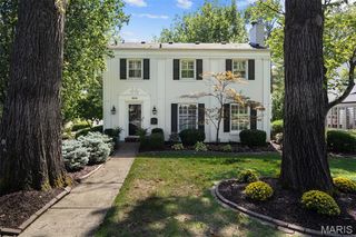 664 Hawbrook Avenue, Kirkwood, MO 63122