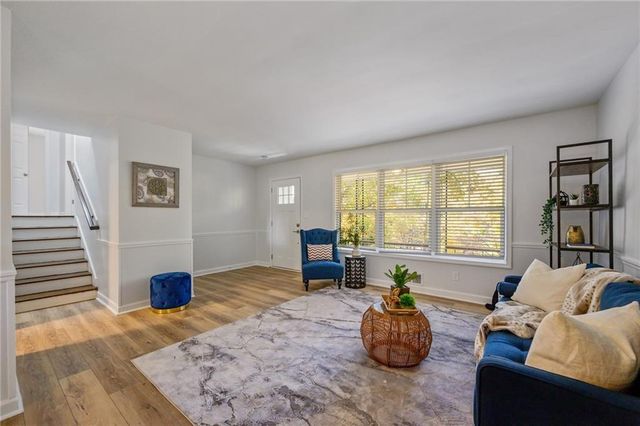 1056 Azalea Circle, Marietta, GA 30062