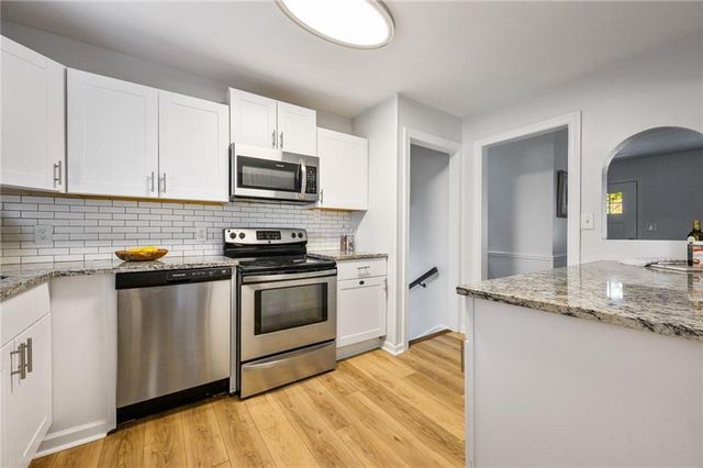 1056 Azalea Circle, Marietta, GA 30062