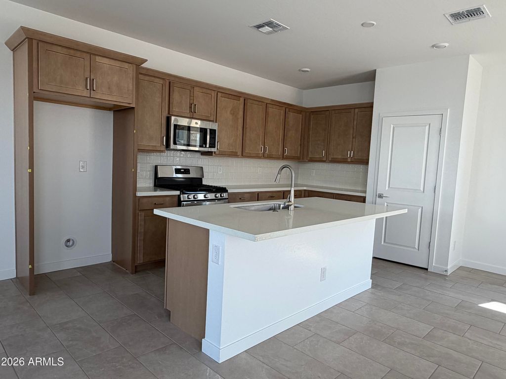 3153 S 180th Lane, Goodyear, AZ 85338 — photo 3