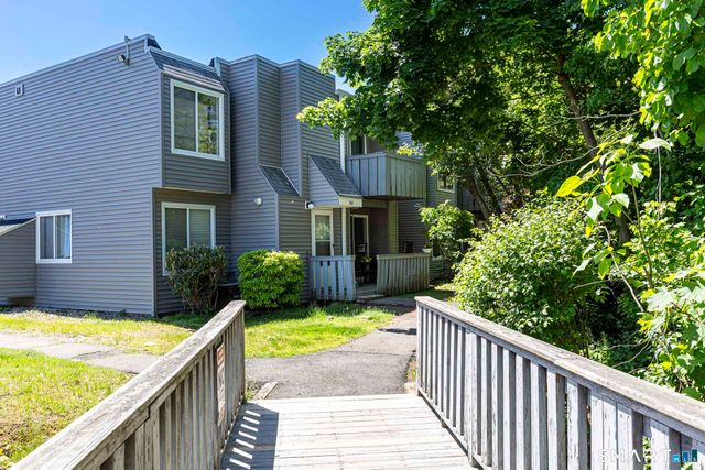 11 Cedar Court I, East Haven, CT 06512