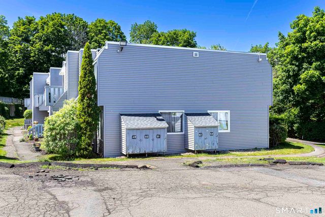 11 Cedar Court I, East Haven, CT 06512