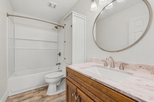 725 University Forest Circle, Conway, SC 29526