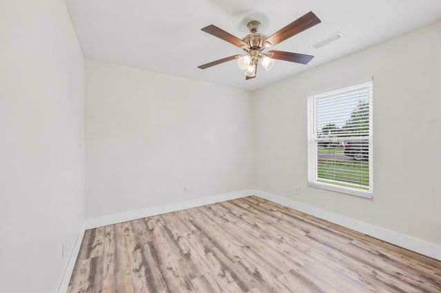 725 University Forest Circle, Conway, SC 29526