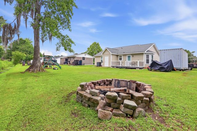 725 University Forest Circle, Conway, SC 29526