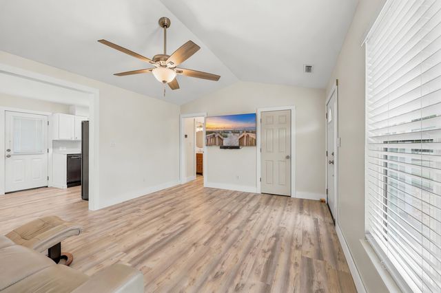 725 University Forest Circle, Conway, SC 29526