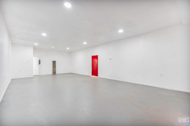 1326 Kentucky Street B, Bakersfield, CA 93305