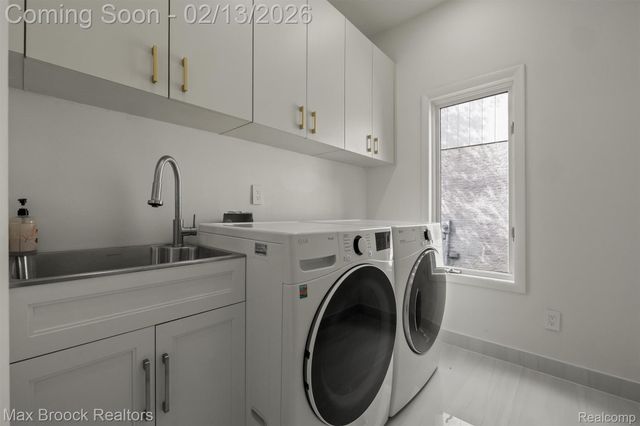 4117 Marlwood Drive, West Bloomfield Charter Township, MI 48323