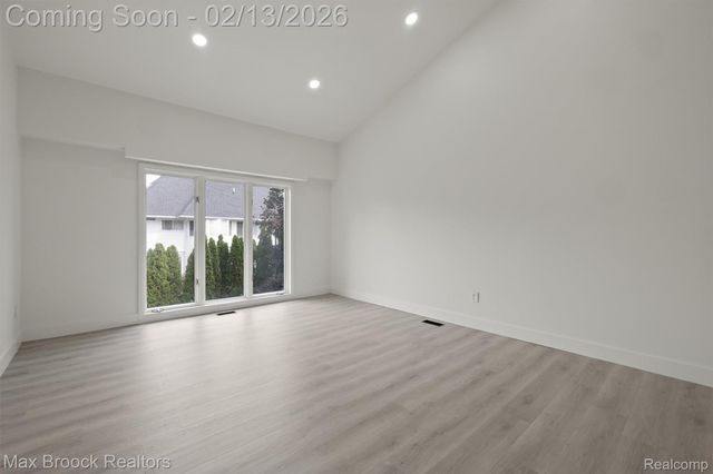 4117 Marlwood Drive, West Bloomfield Charter Township, MI 48323