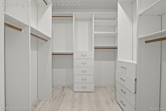 4117 Marlwood Drive, West Bloomfield Charter Township, MI 48323