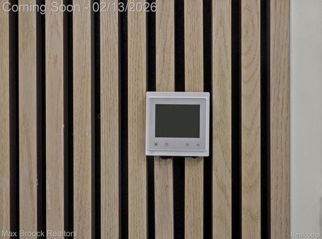 4117 Marlwood Drive, West Bloomfield Charter Township, MI 48323