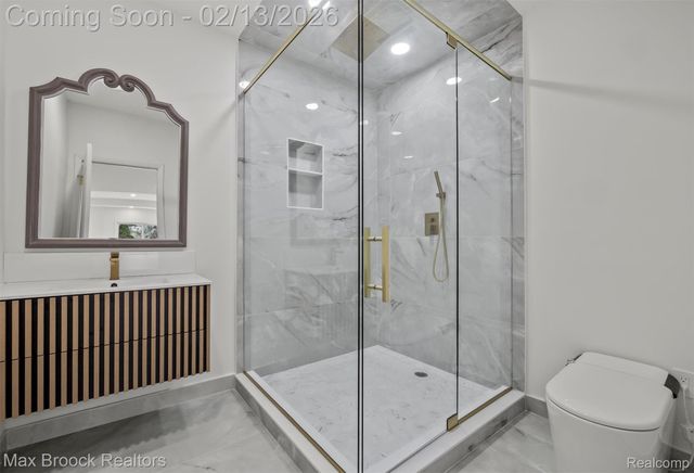 4117 Marlwood Drive, West Bloomfield Charter Township, MI 48323