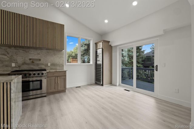 4117 Marlwood Drive, West Bloomfield Charter Township, MI 48323