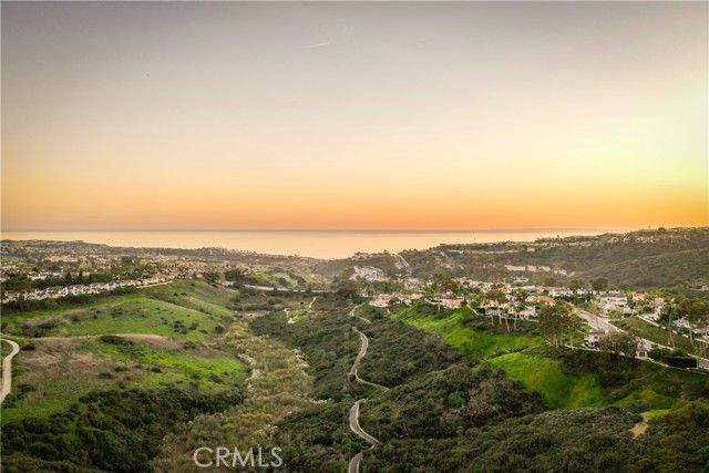 44 New Haven, Laguna Niguel, CA 92677