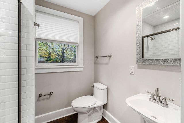 136 E Whittier Street, Columbus, OH 43206