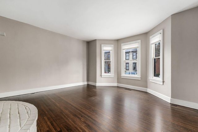 136 E Whittier Street, Columbus, OH 43206