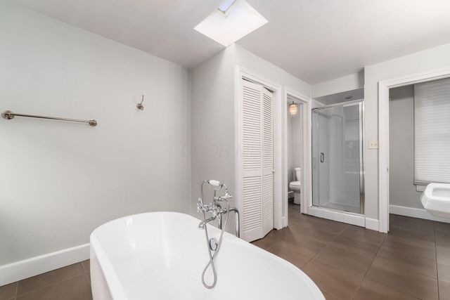 136 E Whittier Street, Columbus, OH 43206