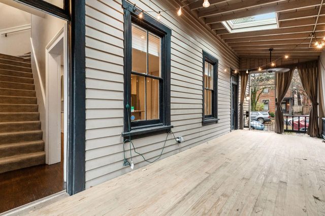 136 E Whittier Street, Columbus, OH 43206