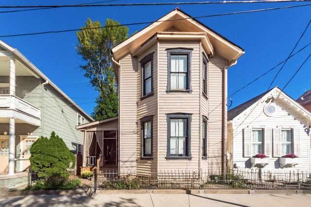 136 E Whittier Street, Columbus, OH 43206