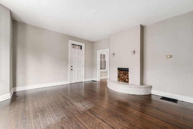 136 E Whittier Street, Columbus, OH 43206