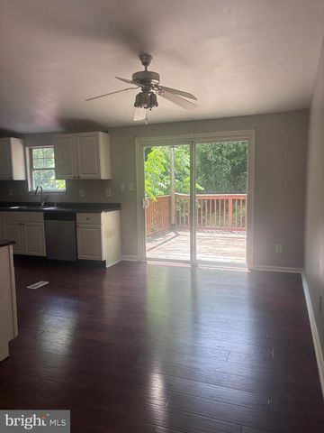 522 BRIGHTON PL, Essex, MD 21221