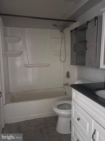 522 BRIGHTON PL, Essex, MD 21221