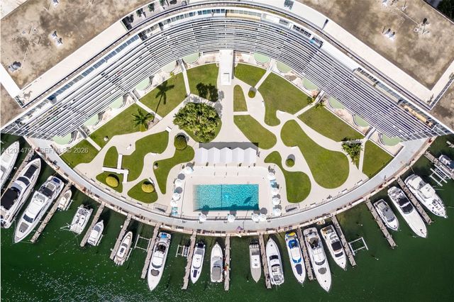 900 Bay Dr 1005, Miami Beach, FL 33141