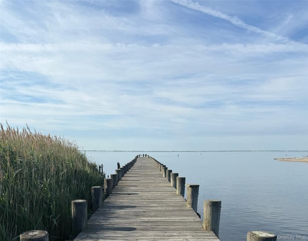 190 Pine Neck Avenue, East Patchogue, NY 11772