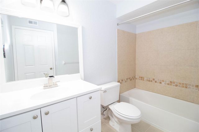 14036 FAIRWAY ISLAND DRIVE UNIT 1535, Orlando, FL 32837