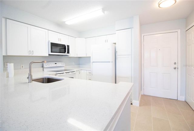 14036 FAIRWAY ISLAND DRIVE UNIT 1535, Orlando, FL 32837