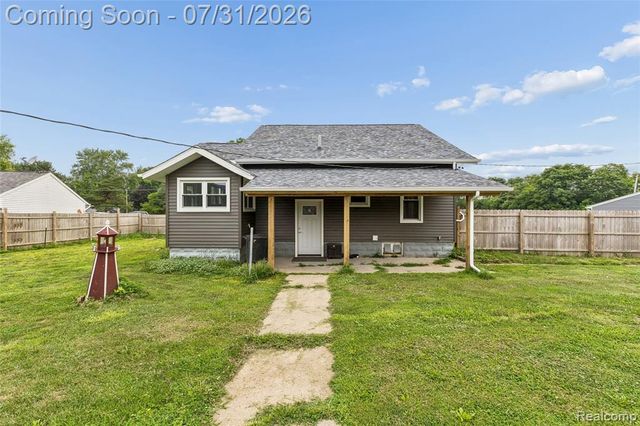 1056 E Vienna Road, Clio, MI 48420