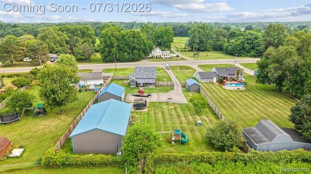 1056 E Vienna Road, Clio, MI 48420