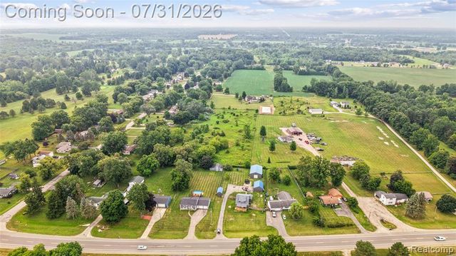 1056 E Vienna Road, Clio, MI 48420