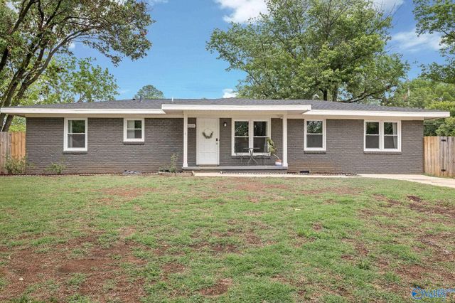 4110 Mcclain Lane NW, Huntsville, AL 35810