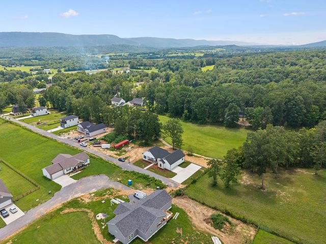 205 Hidden View, Dunlap, TN 37327