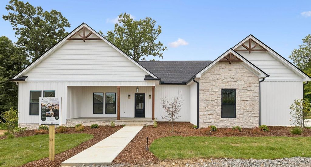 205 Hidden View, Dunlap, TN 37327