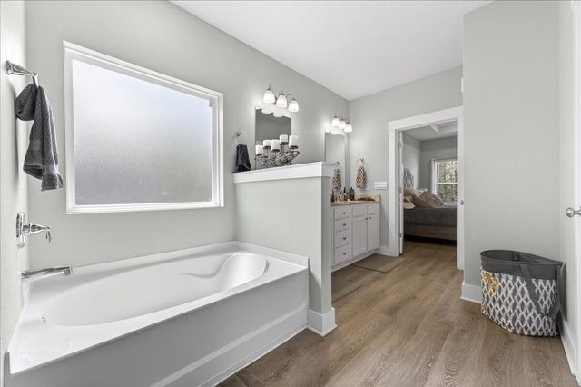 2455 Dakota Way, Crestview, FL 32536