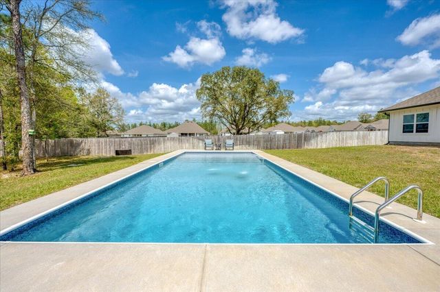 2455 Dakota Way, Crestview, FL 32536