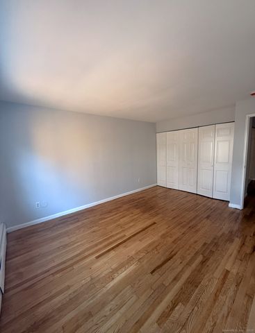 10 Highland Street H, West Haven, CT 06516