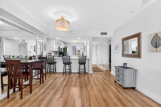 2701 Village Boulevard 303, West Palm Beach, FL 33409