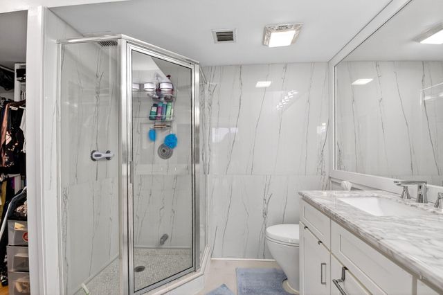 2701 Village Boulevard 303, West Palm Beach, FL 33409