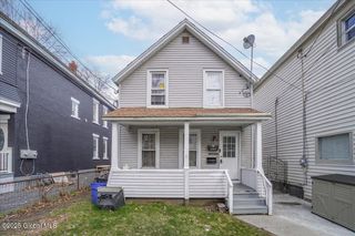 1325 6th Avenue, Schenectady, NY 12303