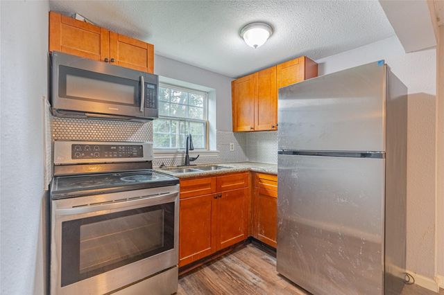 4206 Walker Street B, Houston, TX 77023
