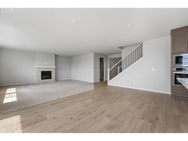 16930 Sw DOWITCHER Ln, Beaverton, OR 97007