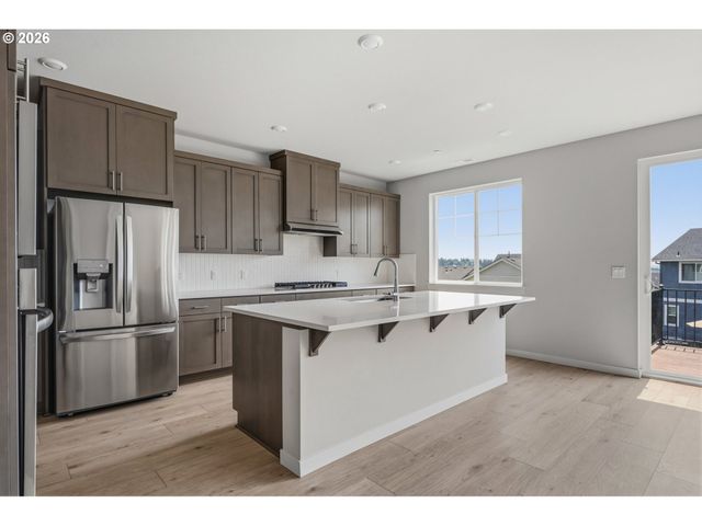 16930 Sw DOWITCHER Ln, Beaverton, OR 97007