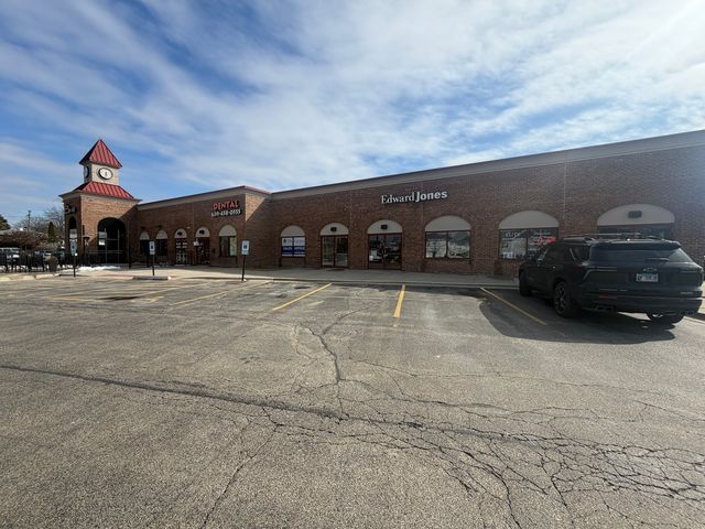 601 W Army Trail Boulevard C, Addison, IL 60101