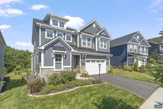 2072 DUNWOOD DR, Crozet, VA 22932